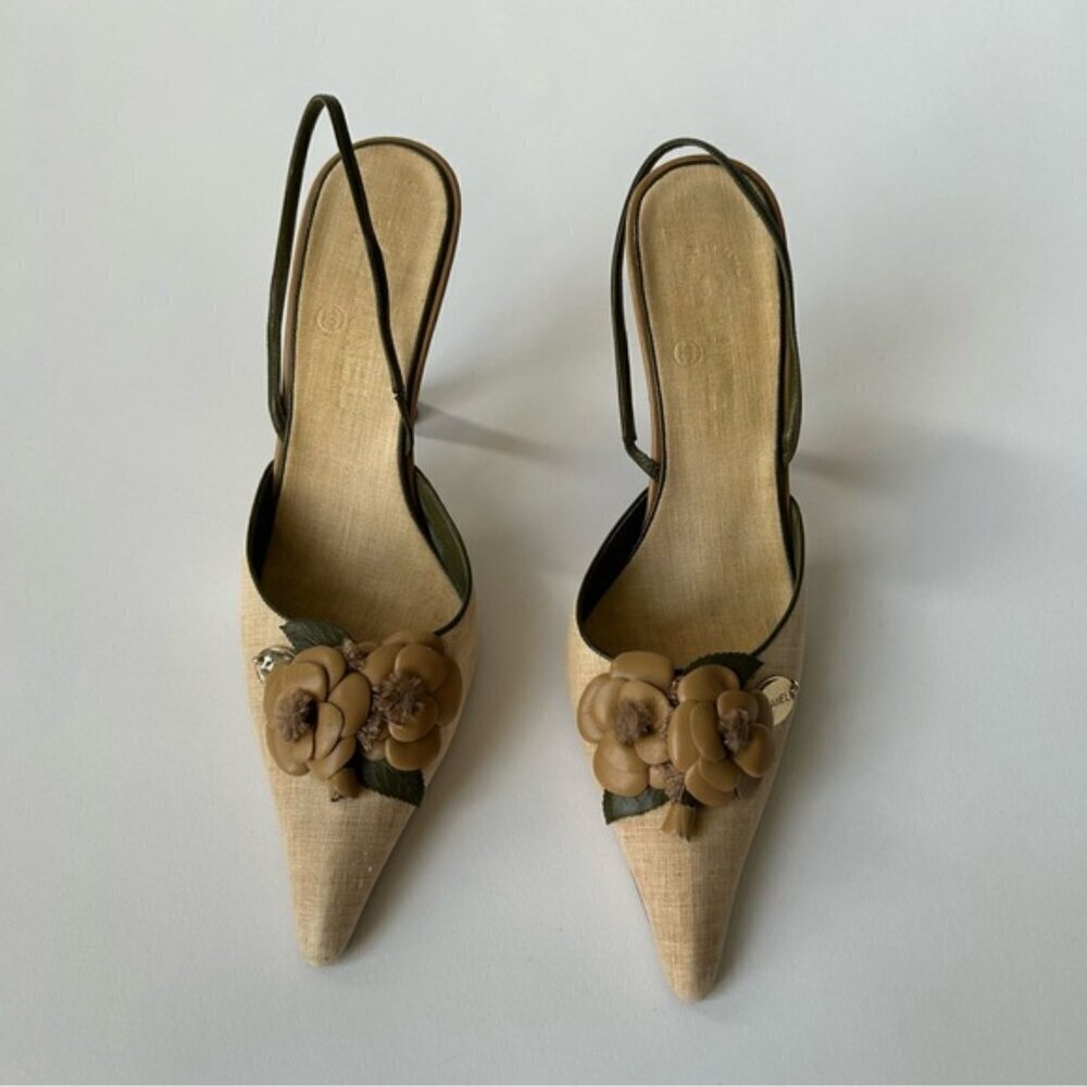 Vintage Chanel Beige Floral Embellished Sling Back Pointe Toe Heel Size 39 - Picture 7 of 9